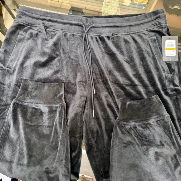 Andrew Marc Sport Black Velvet Drawstring Waist Women’s Jogger Pants, 3X, 3G 3TG - Picture 7 of 12